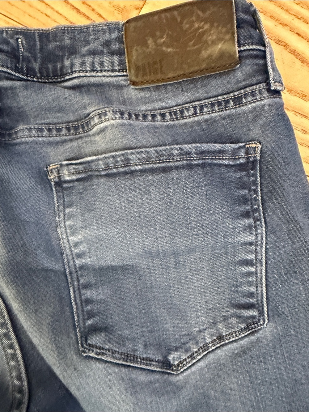 PAIGE Men's Slim Straight-Leg Federal Jeans in Medium Blue Wash Mens 30 - Picture 7 of 7